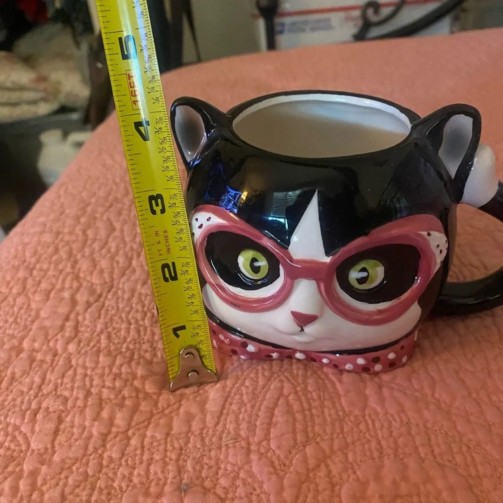 Cat Face Ceramic Mug, cup with Pink Glasses